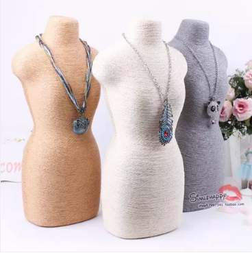 Fashionable White Jewelry Bust - Body Jewelry Plus 评论和价格