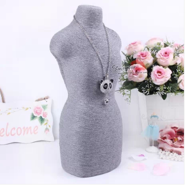 Fashionable White Jewelry Bust - Body Jewelry Plus 评论和价格