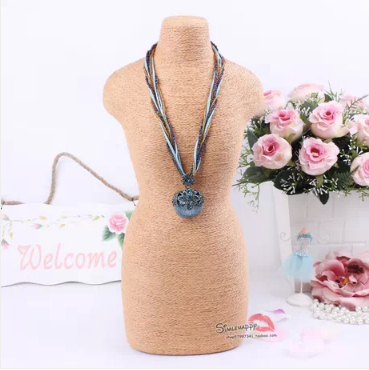 Fashionable White Jewelry Bust - Body Jewelry Plus 评论和价格