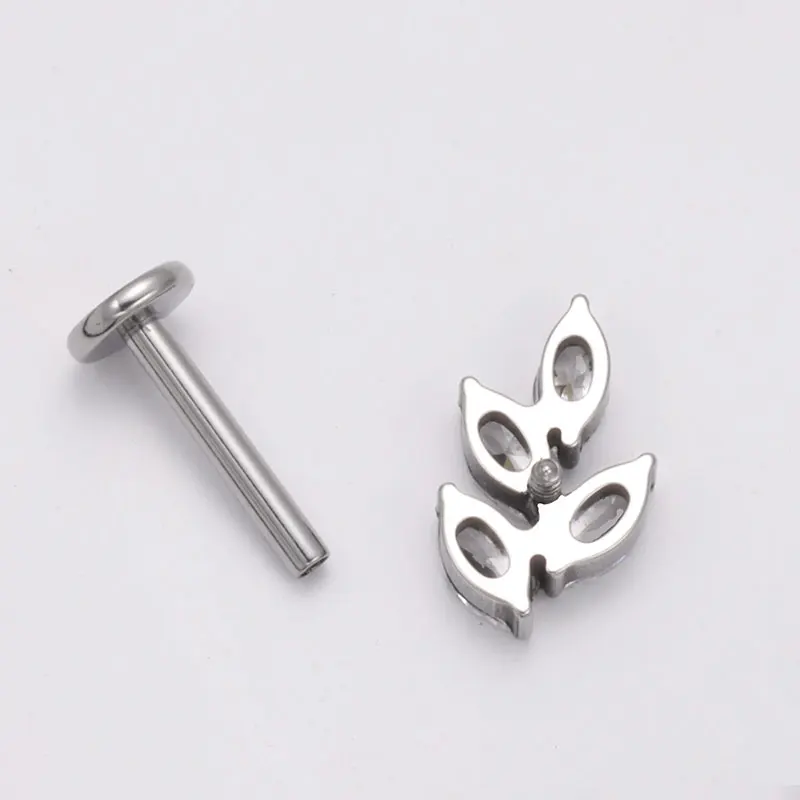 G23 Titanium Gem CZ Ear Conch  - Body Jewelry Internally Threaded 评论和价格
