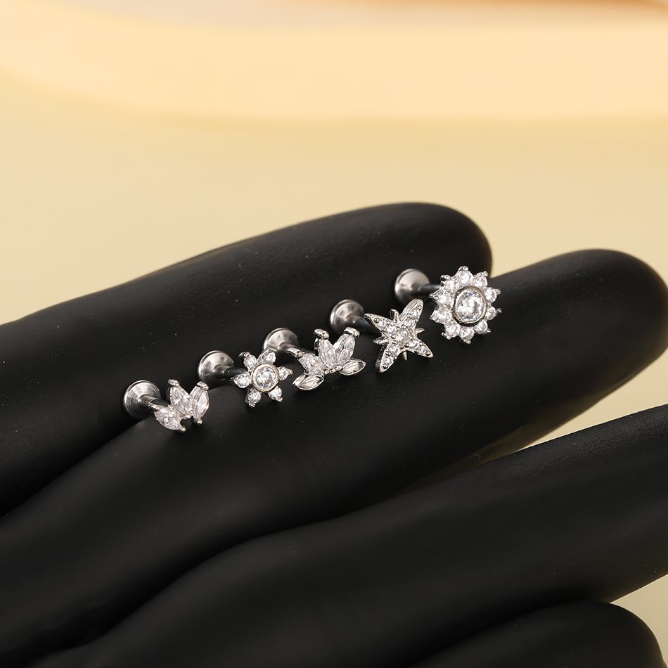 1Pc Stainless Steel Flower Zir - Body Jewelry Internally Threaded 评论和价格